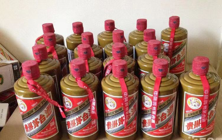 石龙镇精品茅台酒回收
